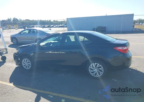 2017 Toyota Corolla Le z USA, uszkodzony, nr VIN 2T1BURHE4HC751833